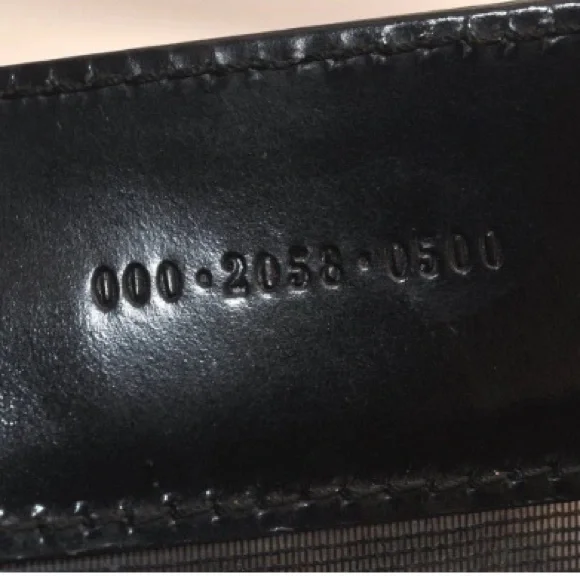 Gucci Black Mesh Tote Bag with Pouch EUC - Picture 10 of 16